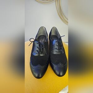 USED ONCE Hush Puppies Black Oxford Women's Shoes Size 12W